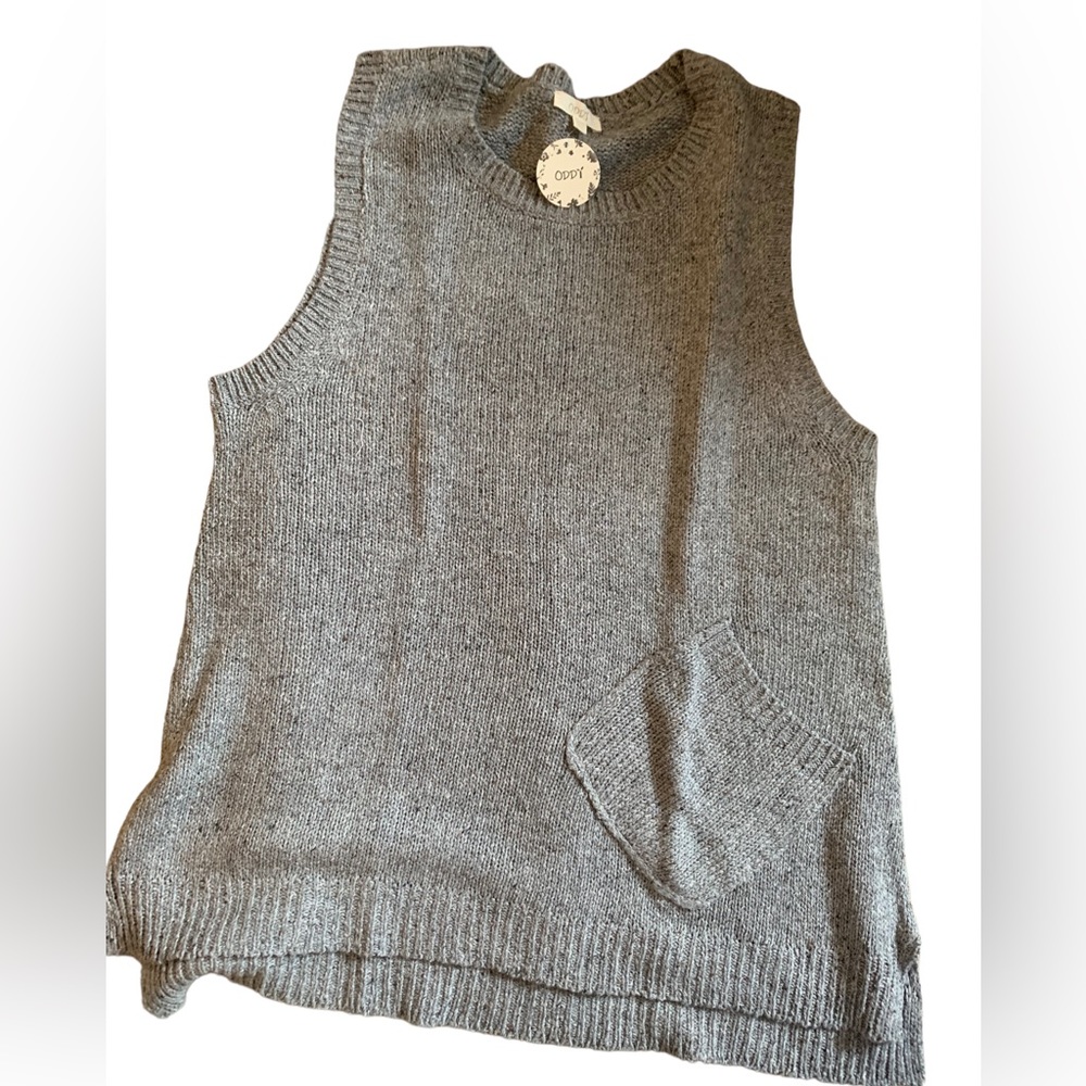 Oddi Sweater Vest with Pocket